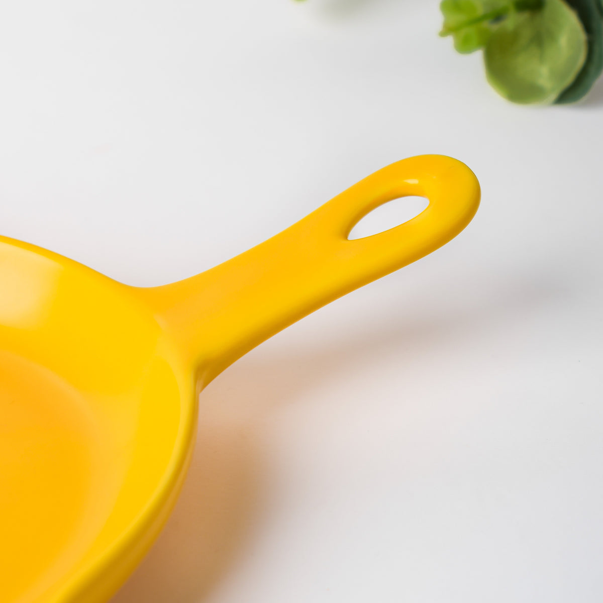 Yellow Microwavable Baking Tray 6 inch Nestasia