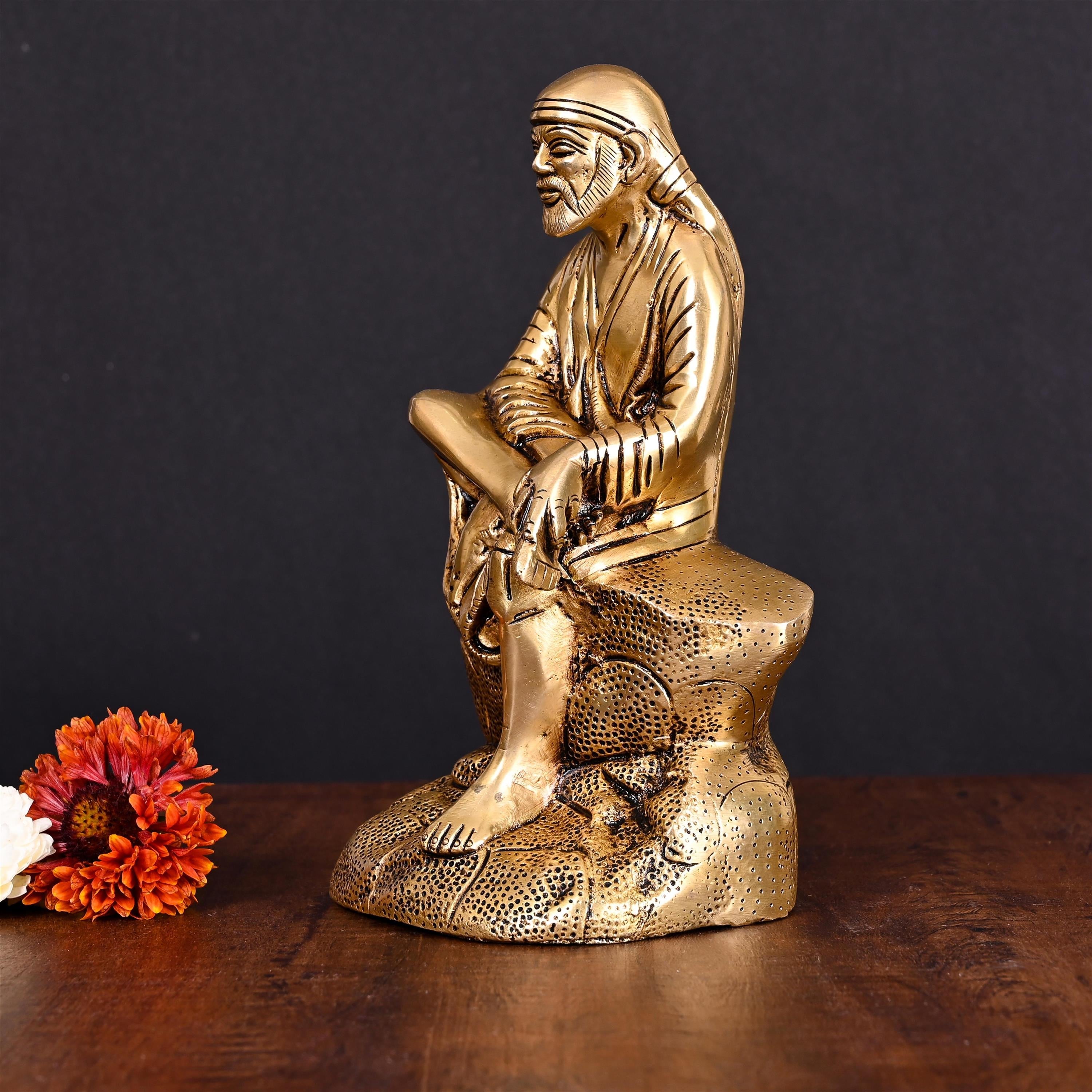 Brass Superfine Sai Baba Idol (8.5 Inch) Vedansh Craft