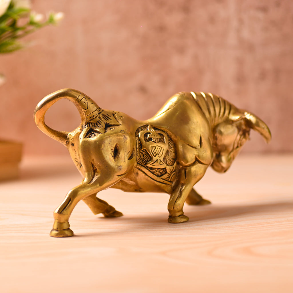 Brass Roaring Bull Statue – Symbol of Strength & Prosperity (4.5 Inch) Vedansh Craft