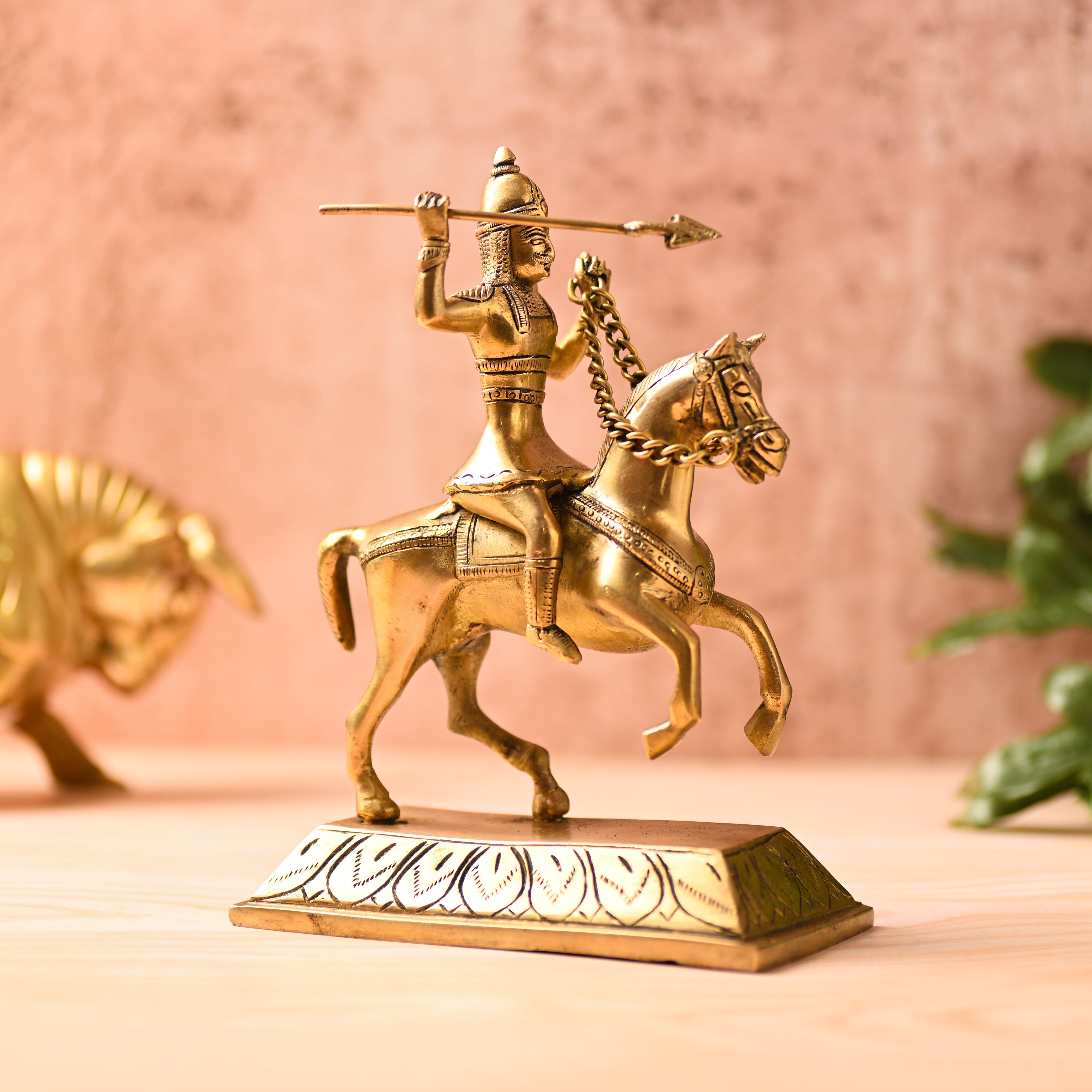 Brass Chatrapati Shivaji Maharaj Sitting on Horse Statue (7.8 Inch) Vedansh Craft