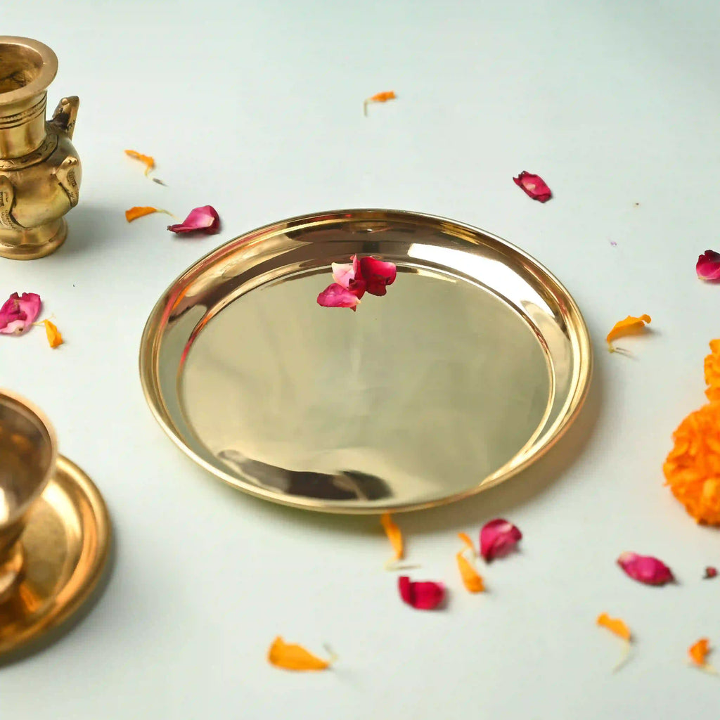 Brass Elegant Plain Thali Vedansh Craft