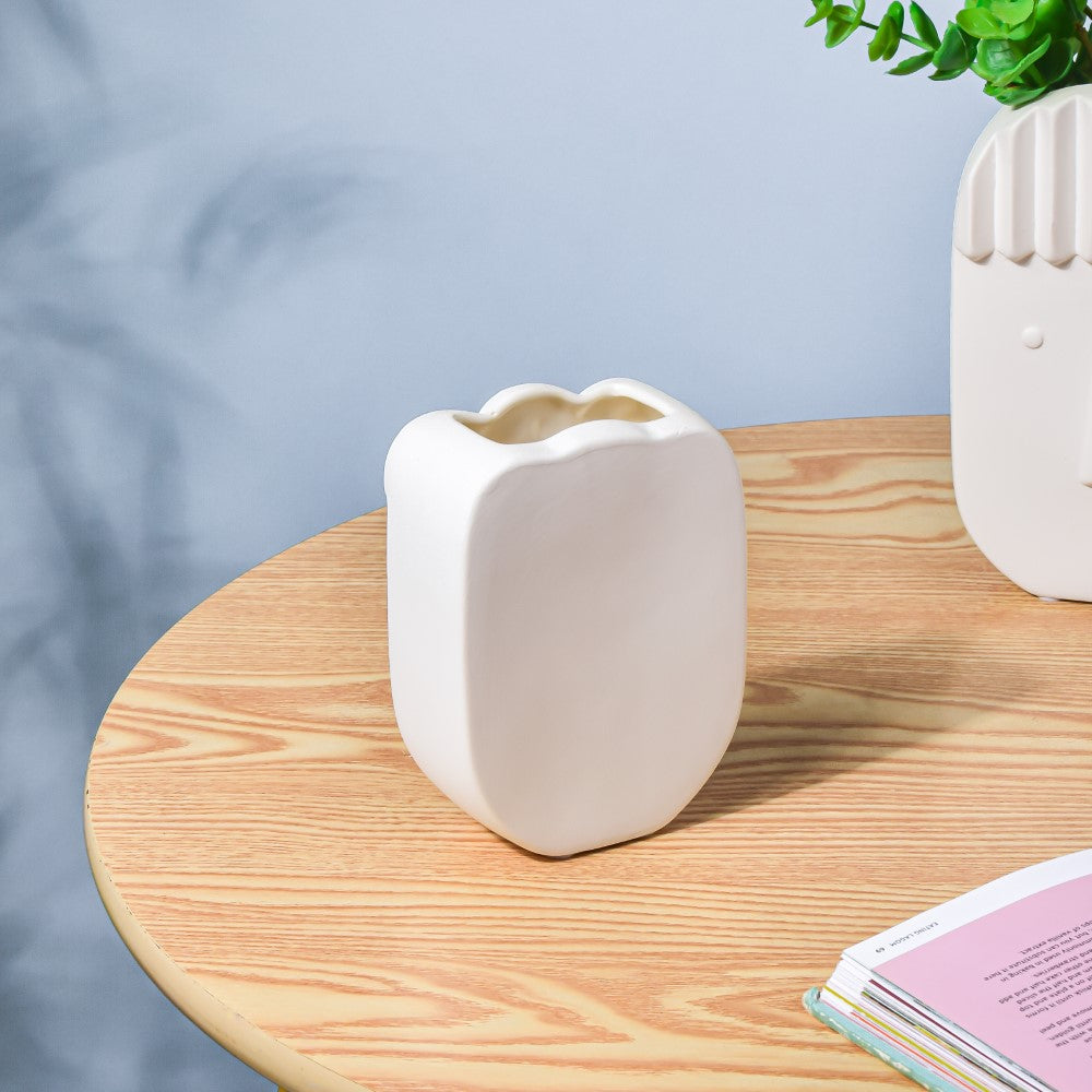 Nordic Ceramic Face Vase Small Nestasia