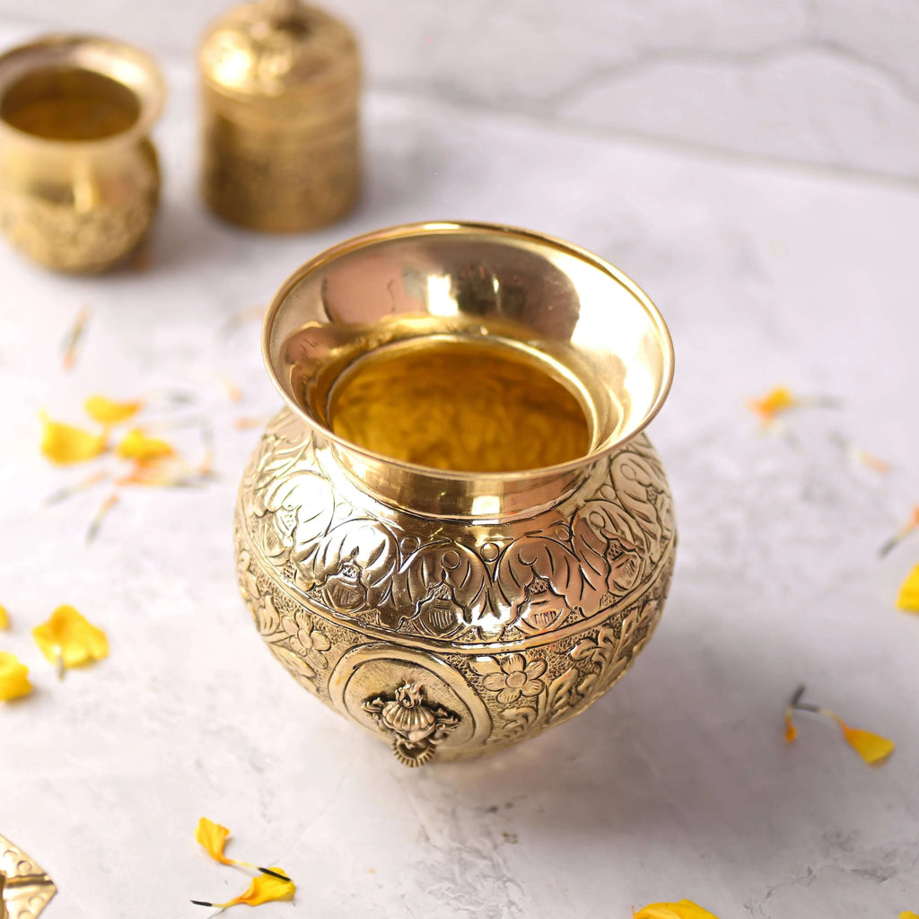 Brass Shankh Chakra Namaha Kodam / Kalash Vedansh Craft