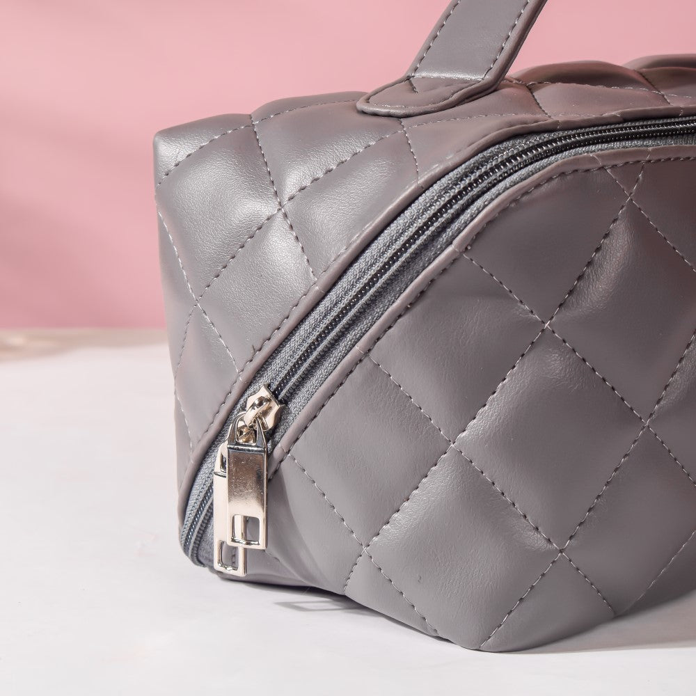 Makeup Pouch Large Capacity Quilted Grey Nestasia