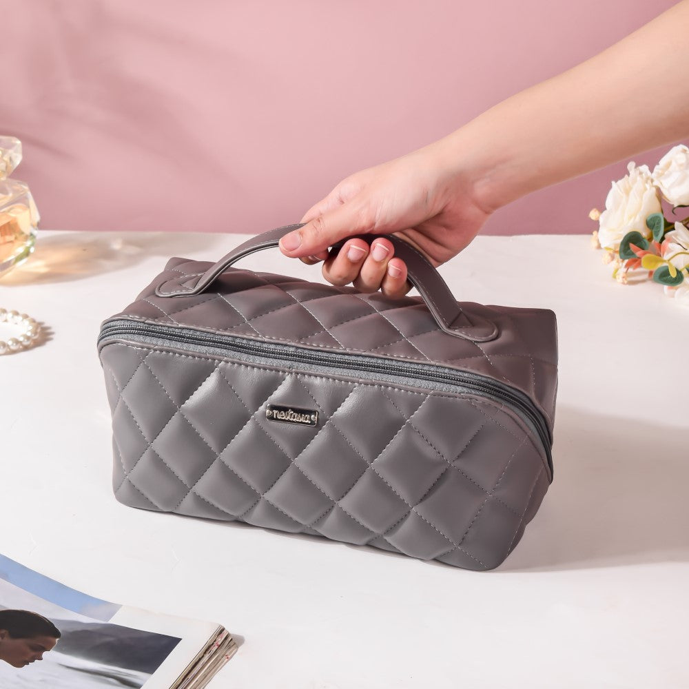 Makeup Pouch Large Capacity Quilted Grey Nestasia