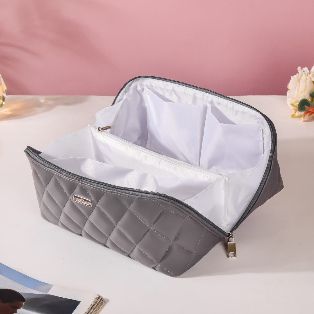Makeup Pouch Large Capacity Quilted Grey Nestasia