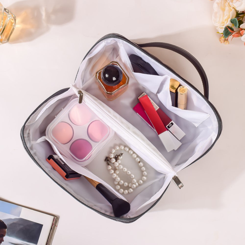 Makeup Pouch Large Capacity Quilted Grey Nestasia