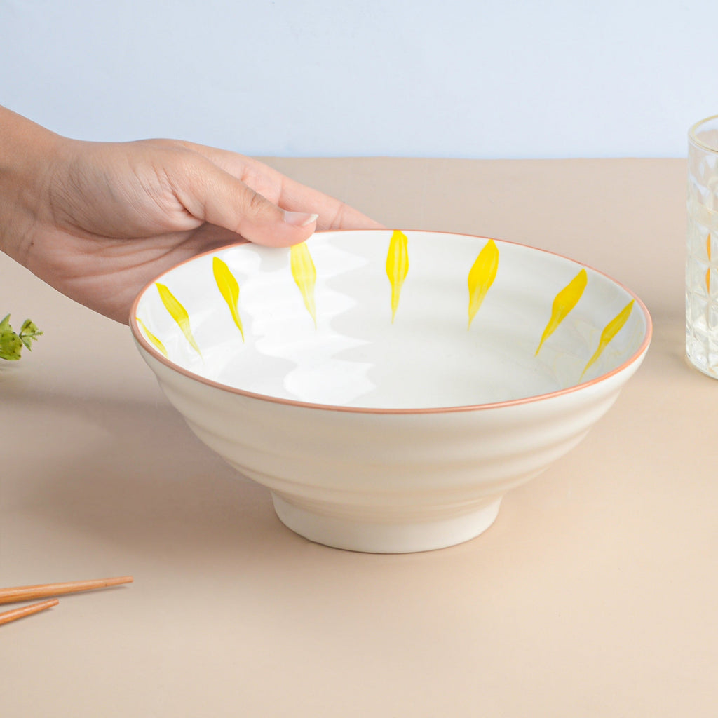 Teardrop Textured Ramen Bowl Yellow 550 ml Nestasia
