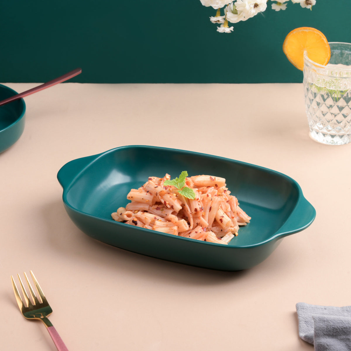 Teal Baking Pan with Handle Nestasia