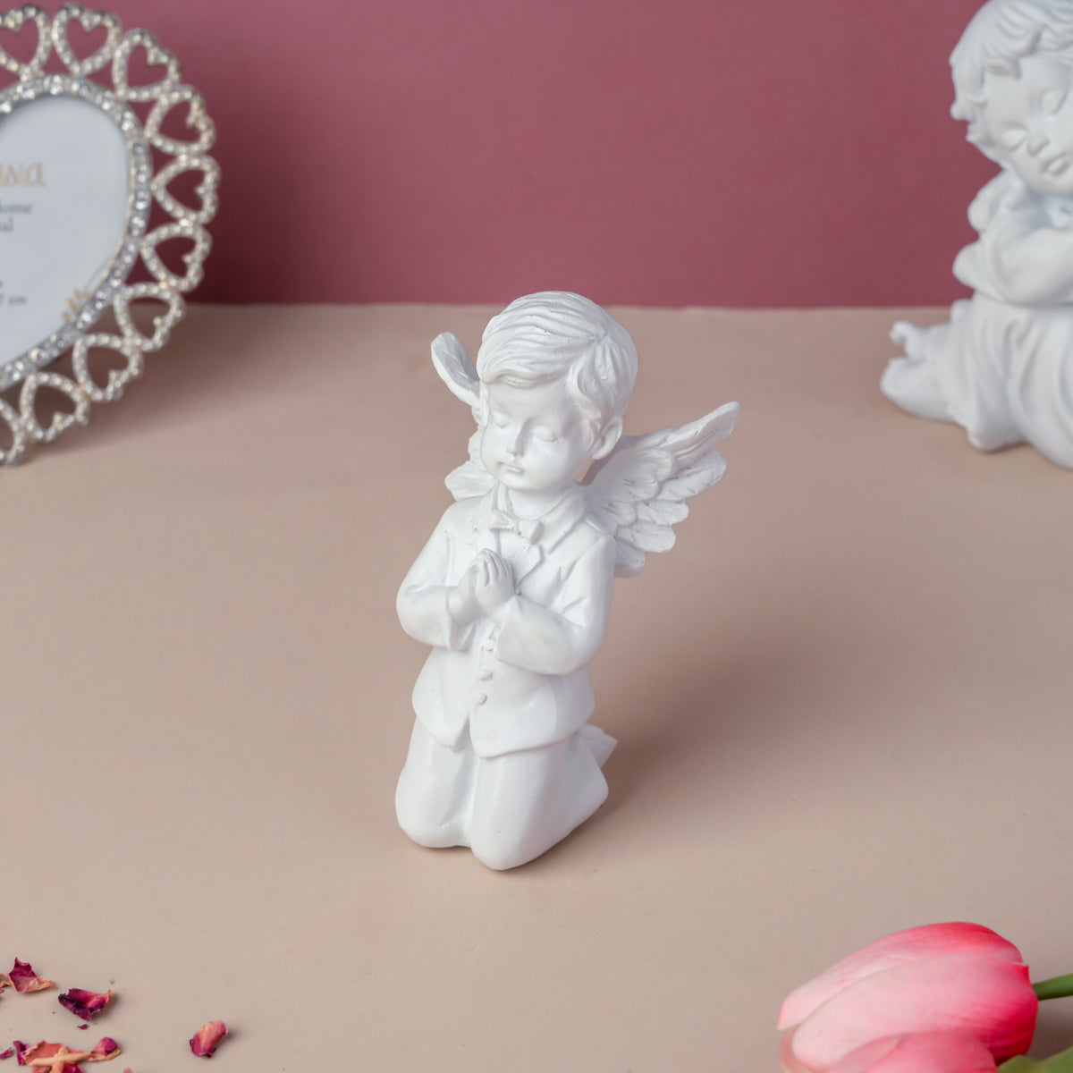 Angel Statue Boy Praying Nestasia