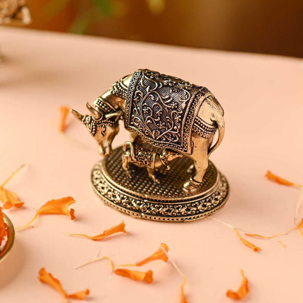 Brass Kamdhenu Cow With Calf Lightweight Idol (2 Inch) Vedansh Craft