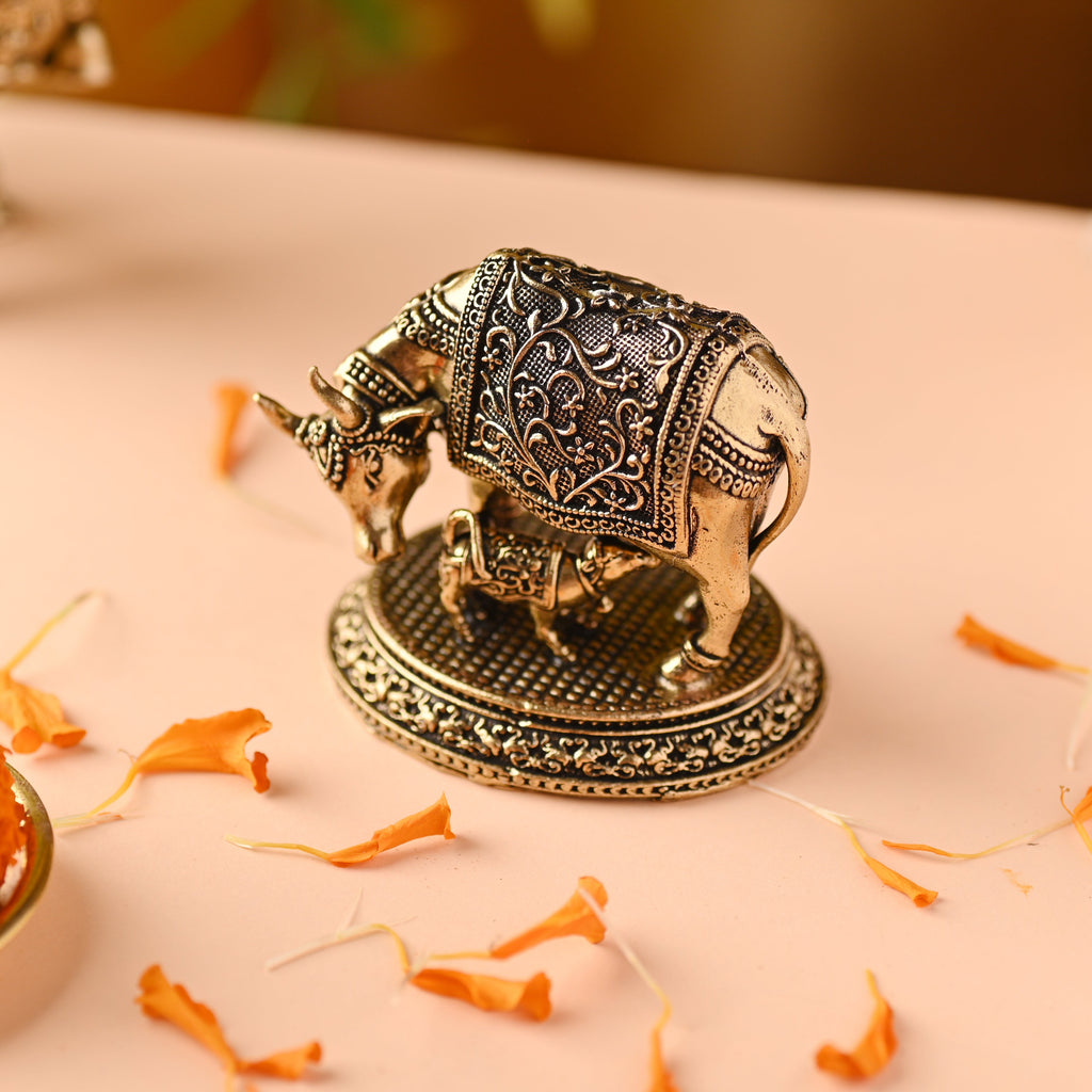 Brass Silver Plated Kamdhenu Cow With Calf Lightweight Idol (2 Inch) Vedansh Craft