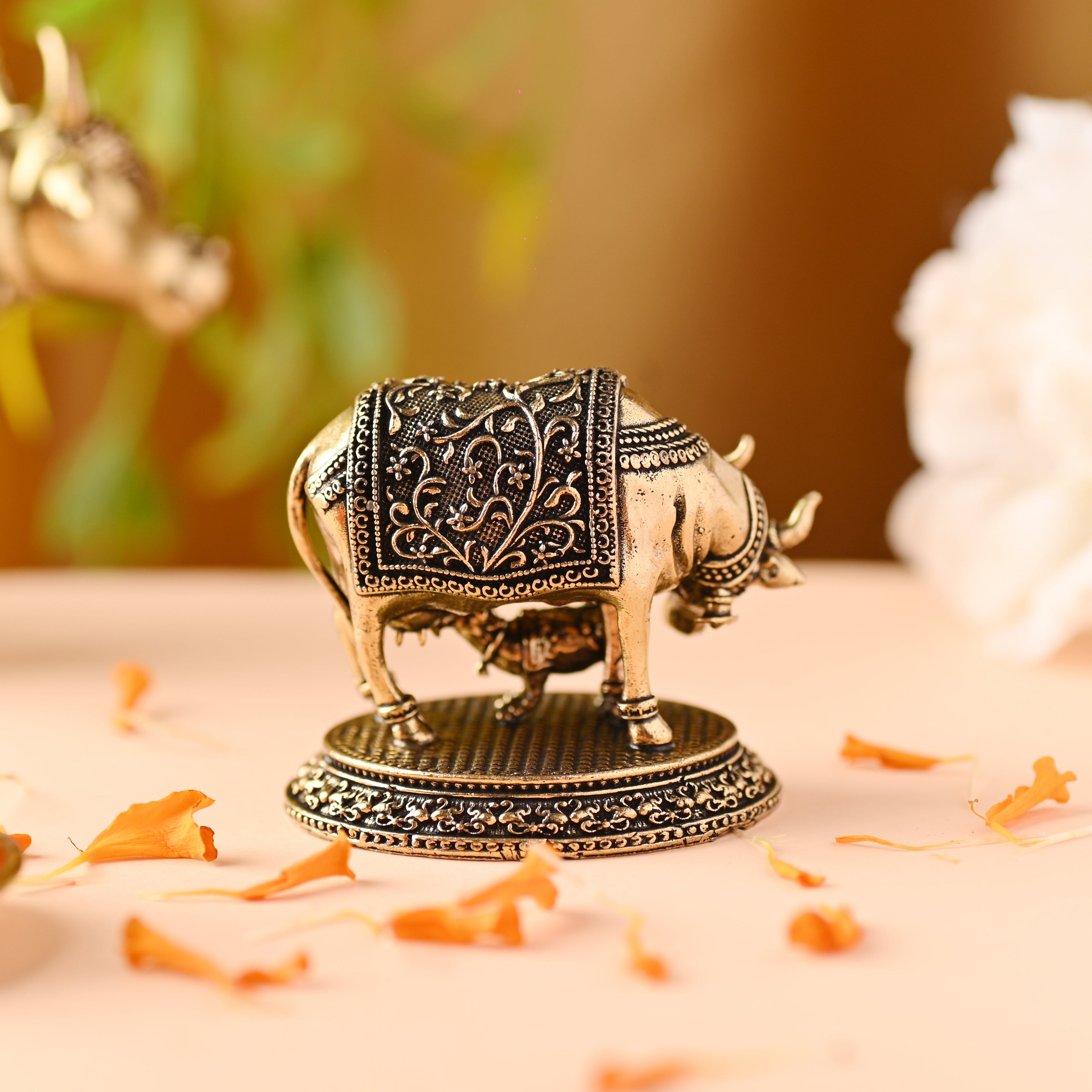 Brass Silver Plated Kamdhenu Cow With Calf Lightweight Idol (2 Inch) Vedansh Craft