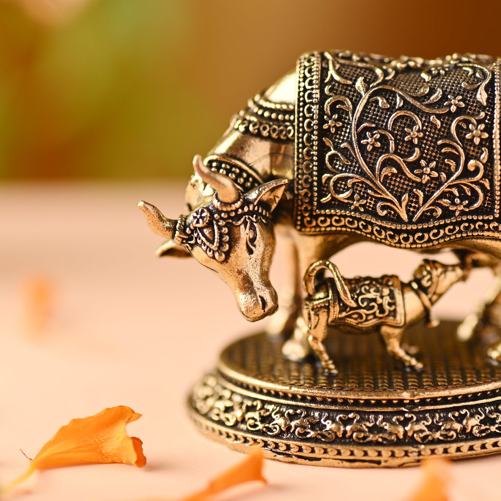 Brass Silver Plated Kamdhenu Cow With Calf Lightweight Idol (2 Inch) Vedansh Craft