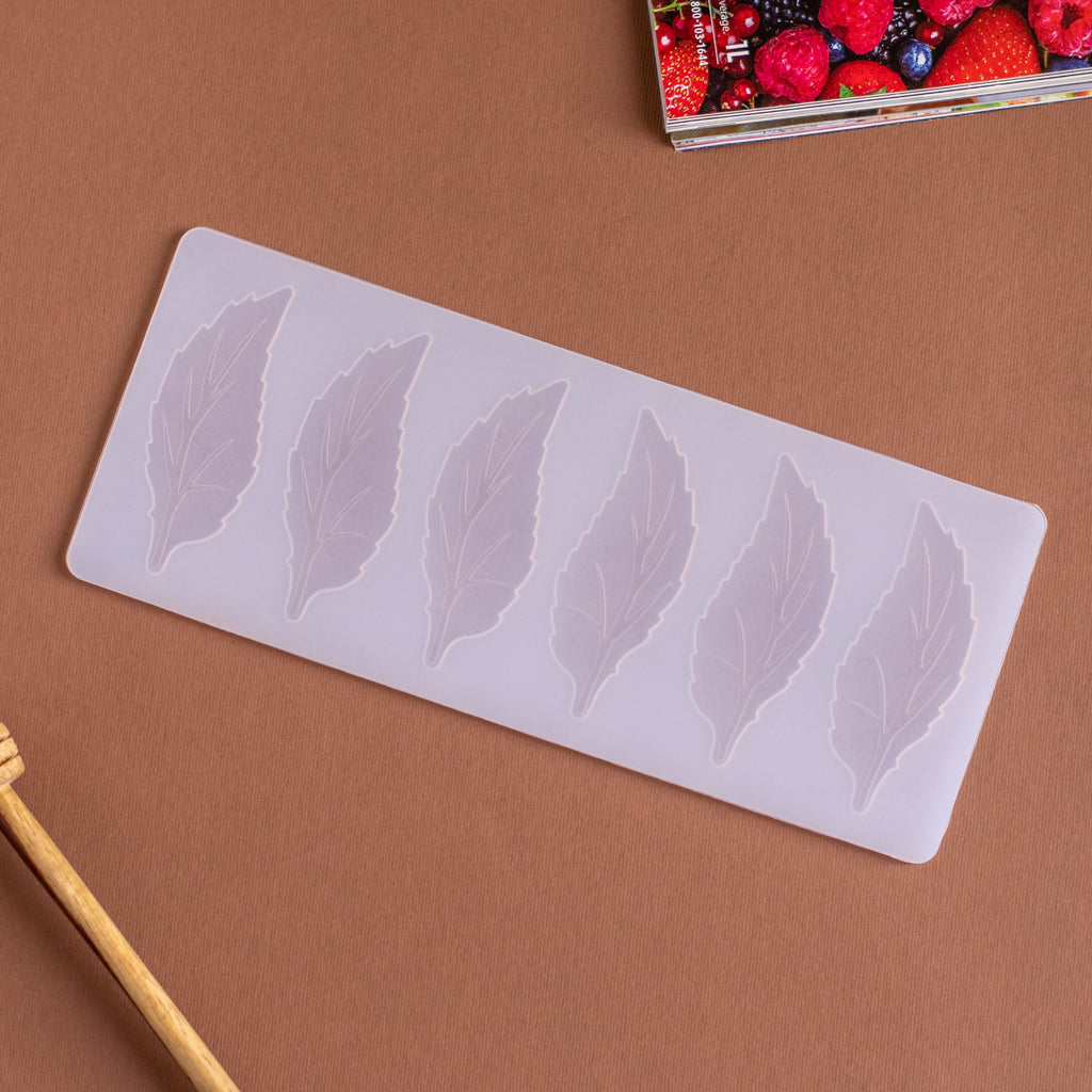Chocolate Leaf Mould Nestasia