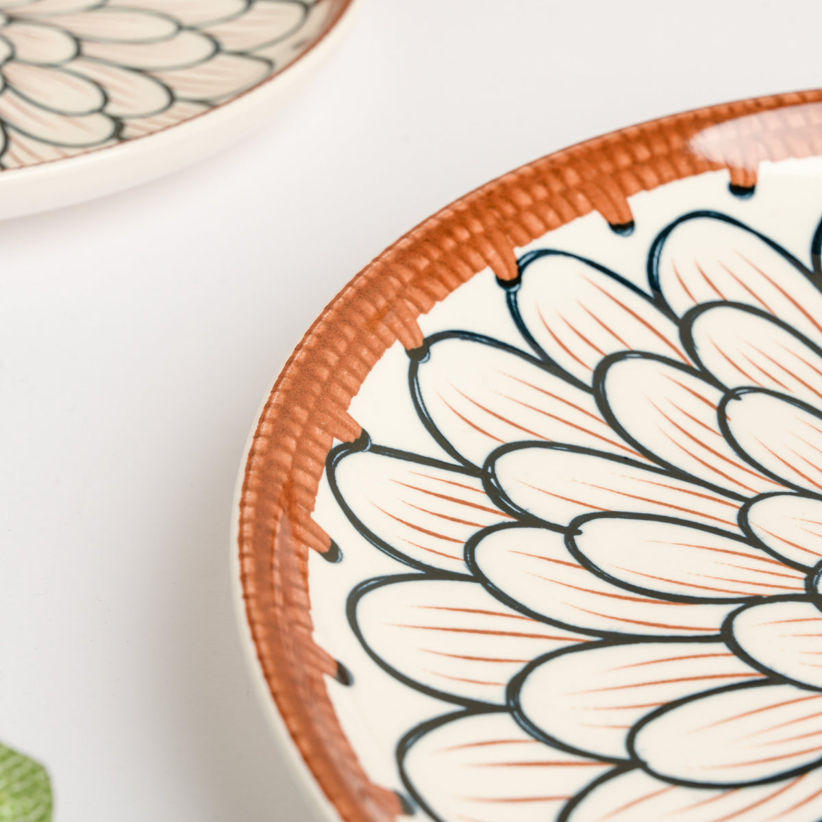 Abloom Ceramic Dinner Plate 10 Inch Nestasia
