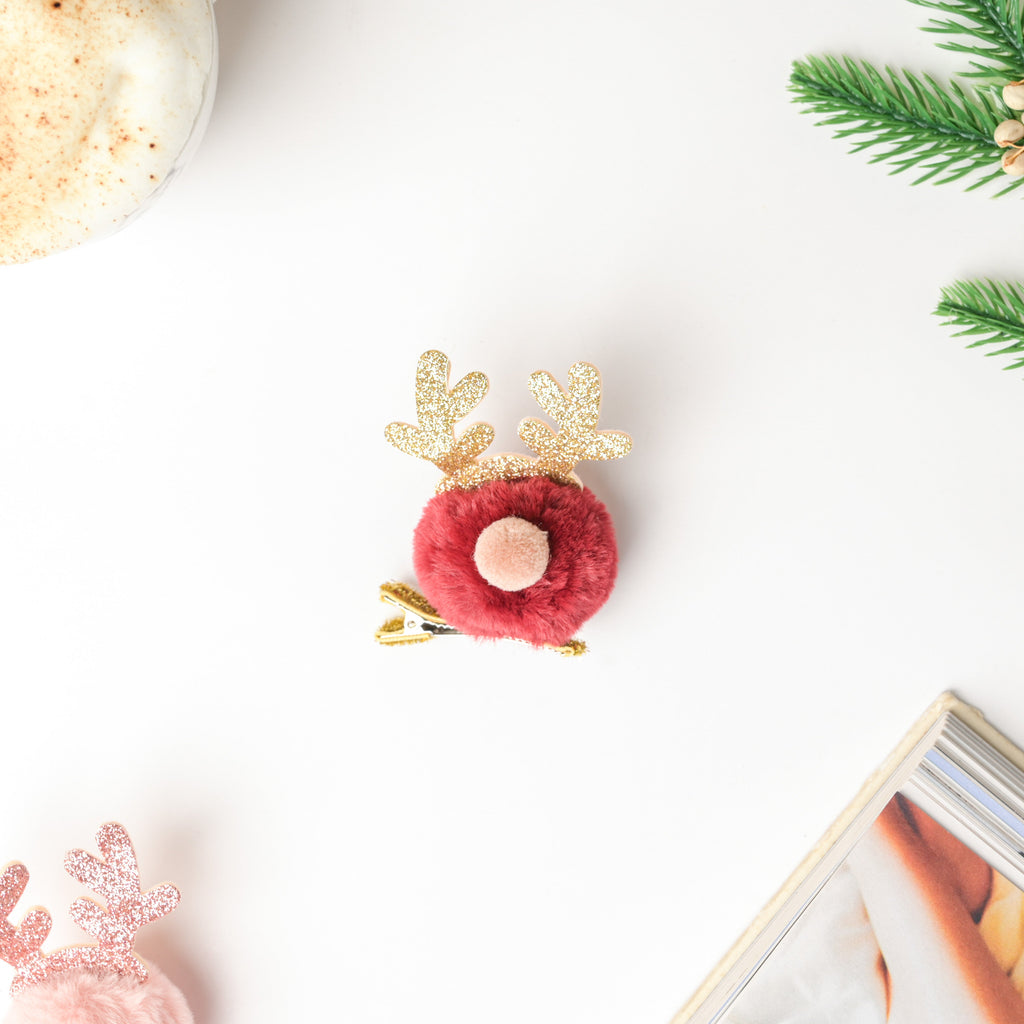 Fluffy Reindeer Hairpin Red Nestasia