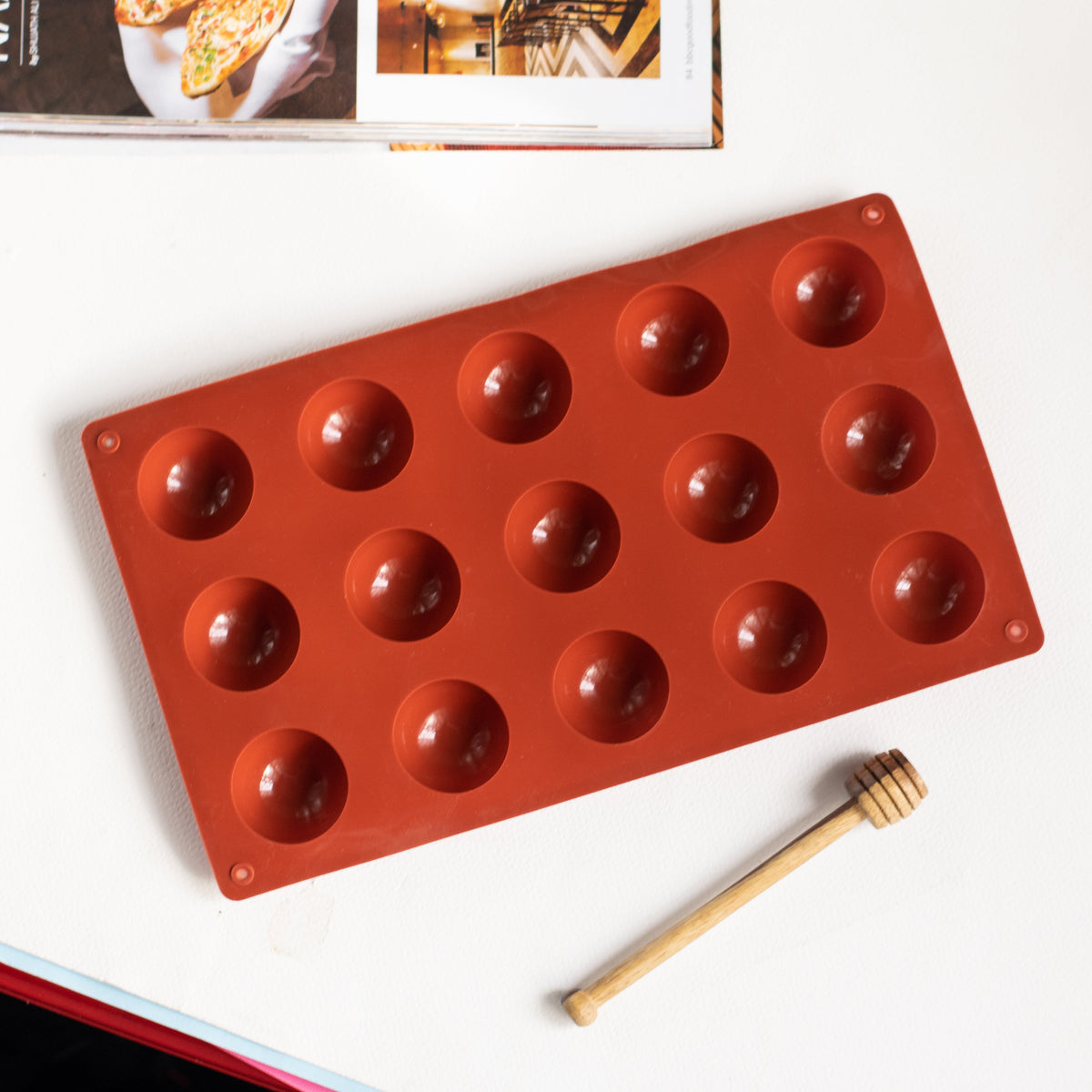 Round Chocolate Mould Nestasia