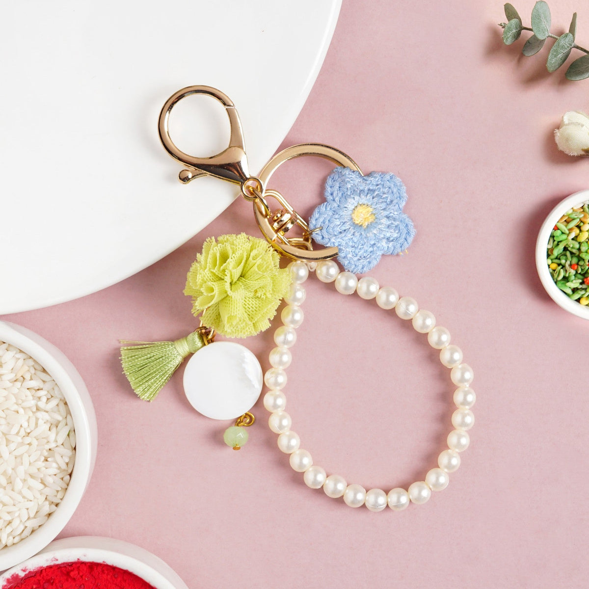 Daisy Dreams Charm Bracelet Rakhi Set Nestasia