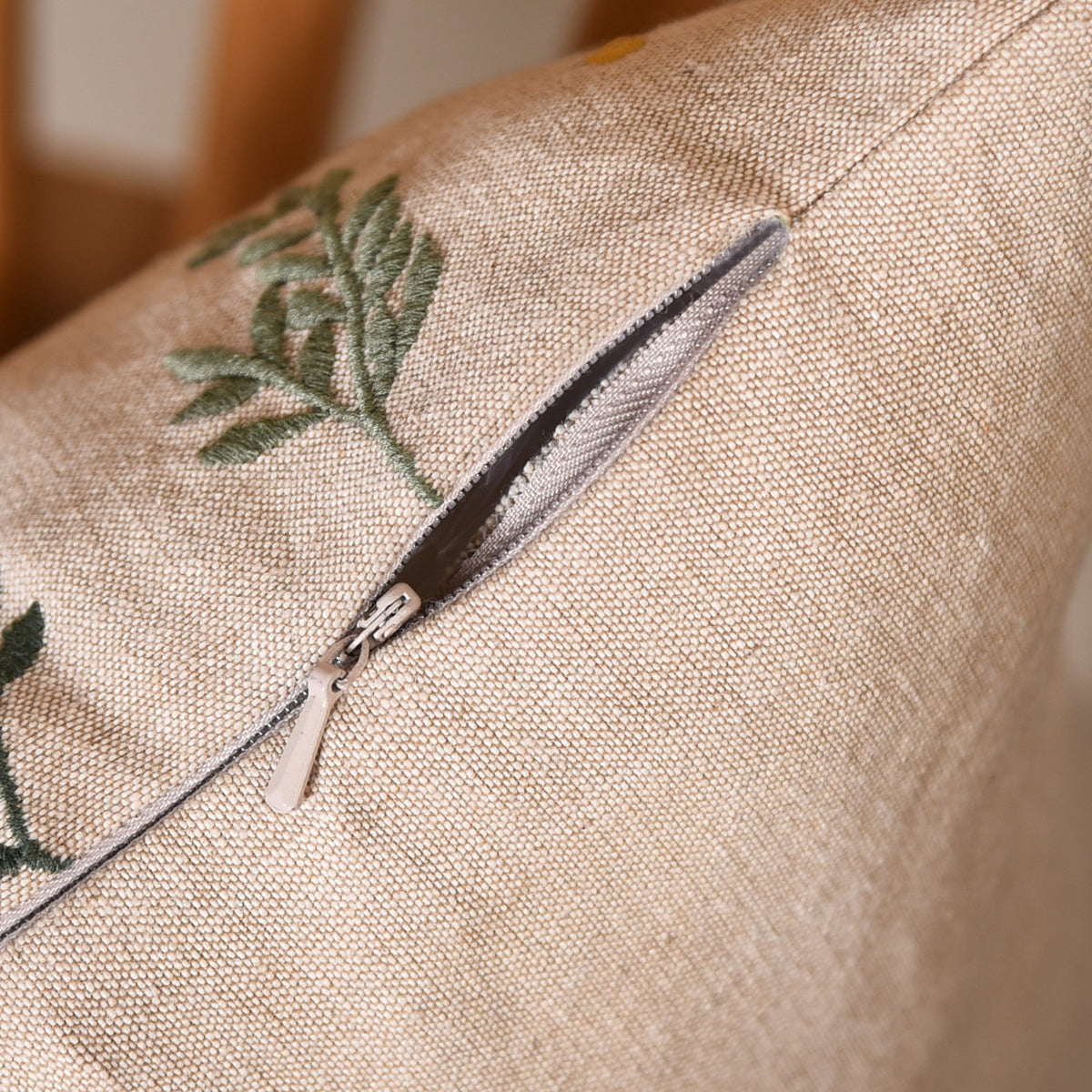 Dandelion Clusters Cotton Cushion Cover 40x40cm Nestasia