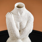 Embrace Vase Showpiece Nestasia