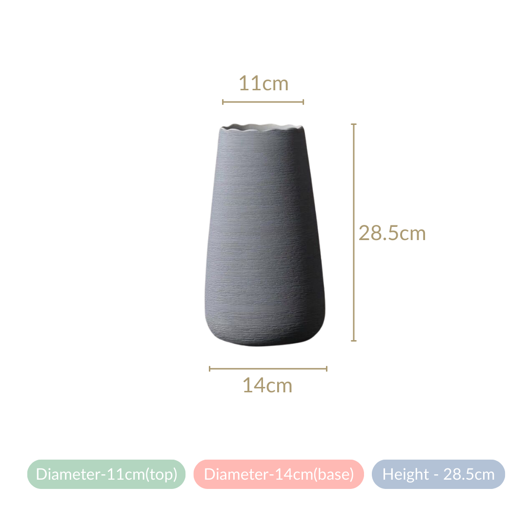 Minimalistic Textured Ceramic Vase Nestasia