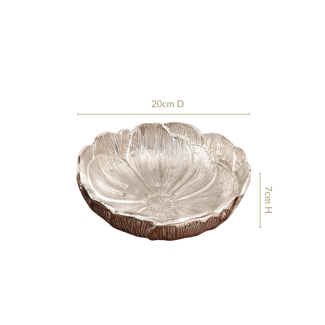 Decorative Metal Flower Bowl Urli Nestasia