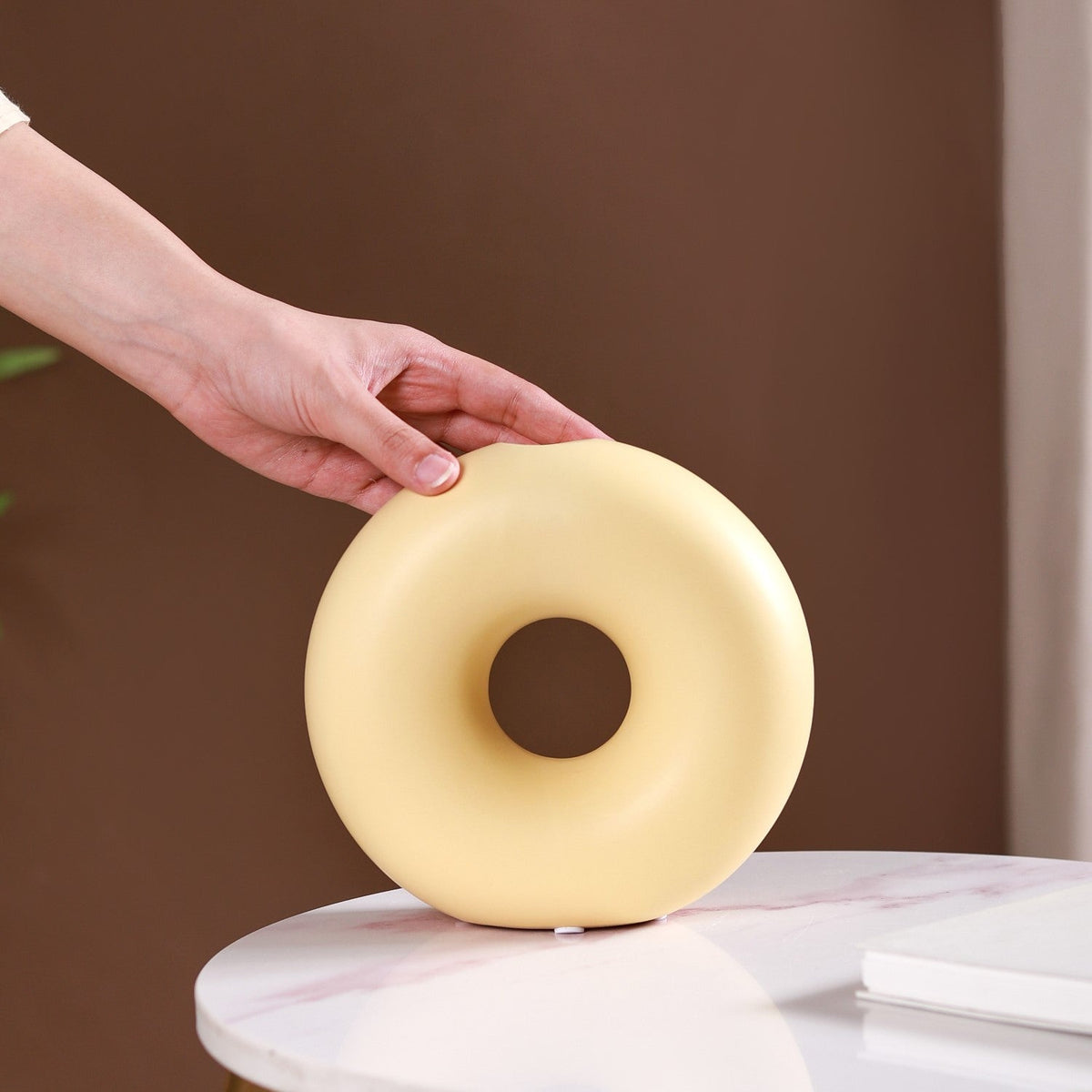 Donut Vase Pastel Yellow Nestasia