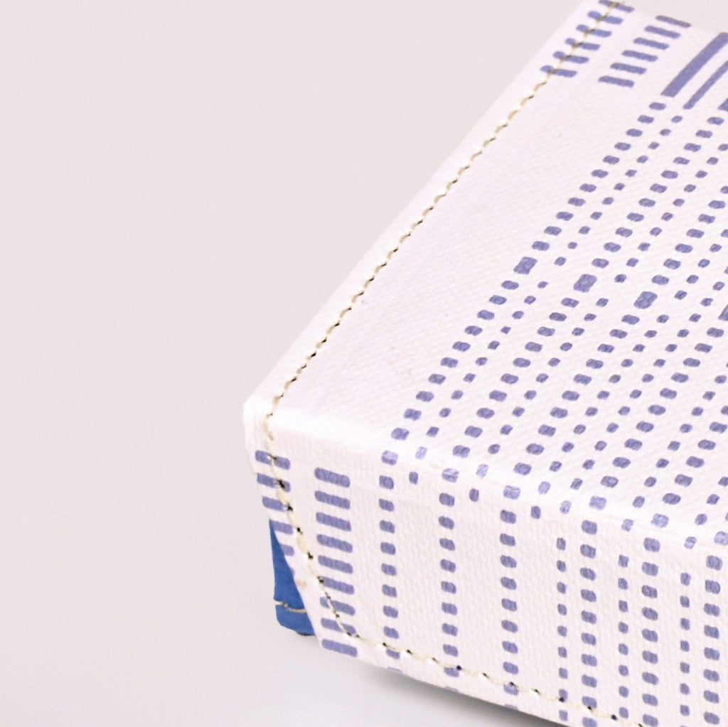 Dots And Dash Sectioned Trinket Case For Accessories Nestasia