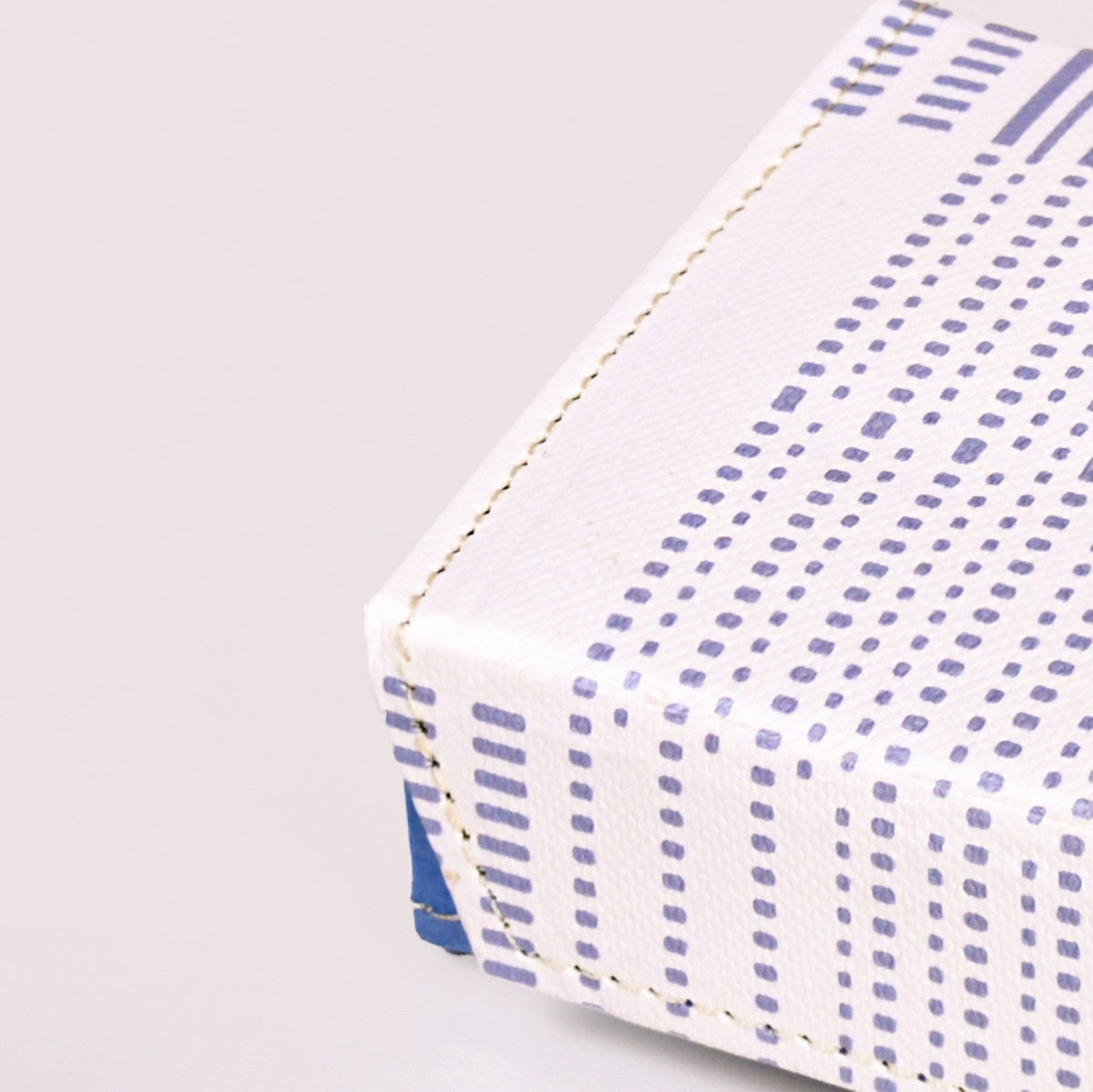Dots And Dash Sectioned Trinket Case For Accessories Nestasia