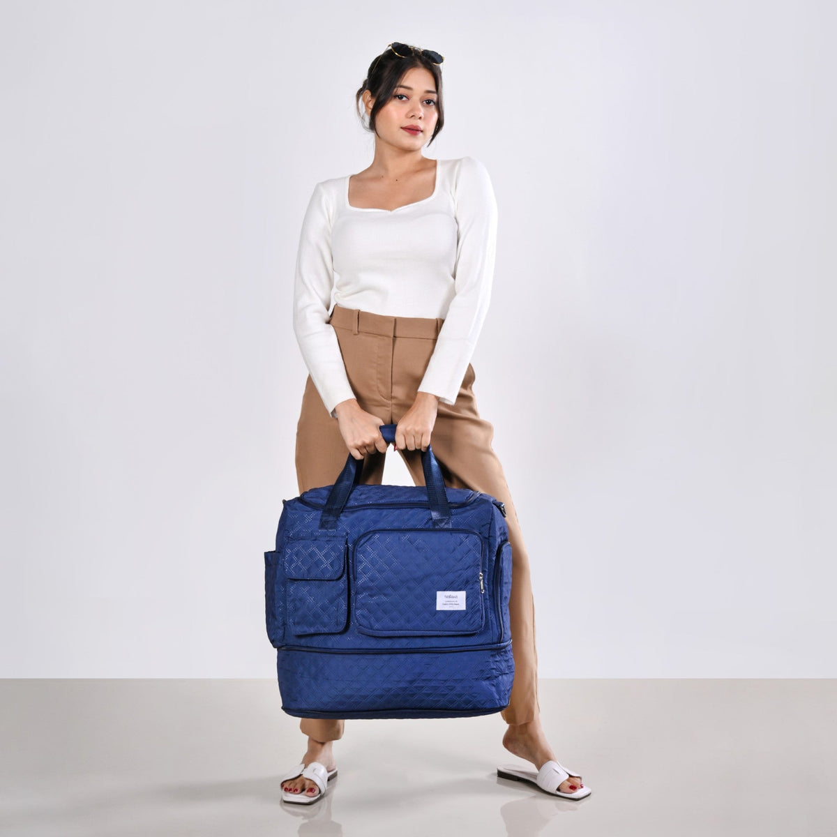 Dova Expandable Duffle Bag Dark Blue Nestasia