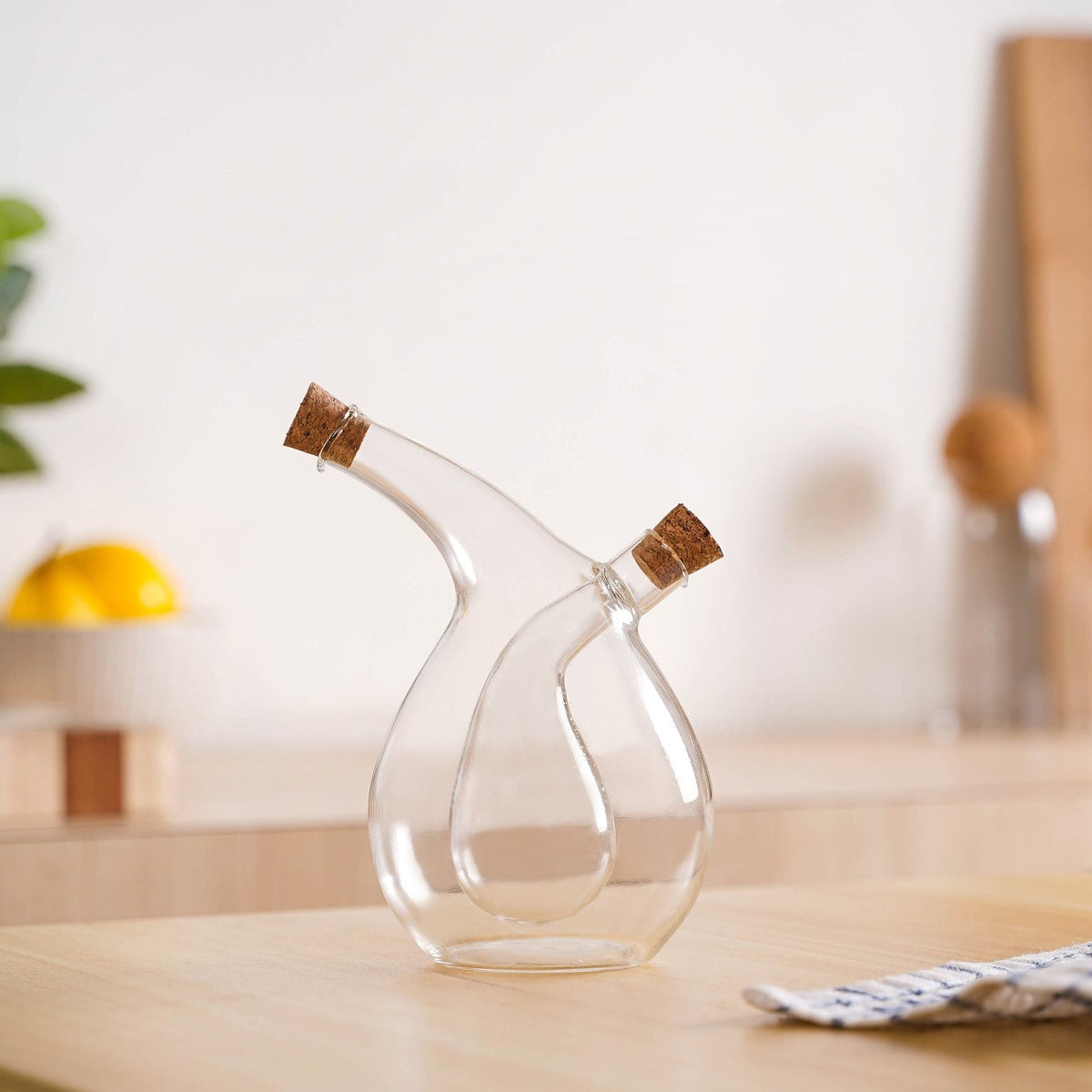 Dual Drop Design Glass Cruet Dispenser For Infused Oils Nestasia