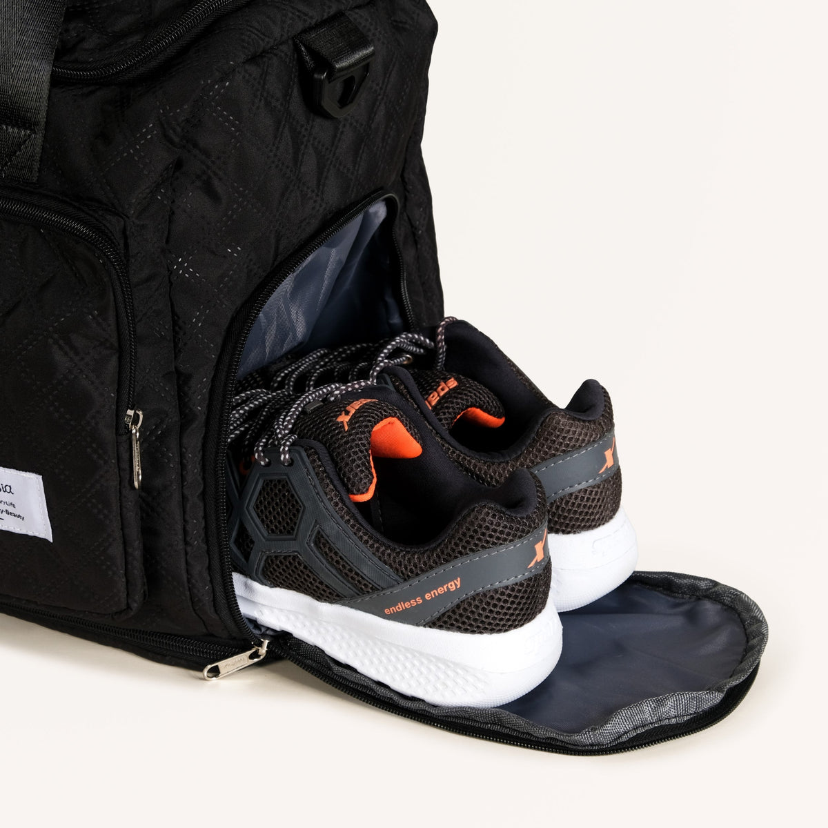 Dova Extendable Bag For Travel Black Nestasia