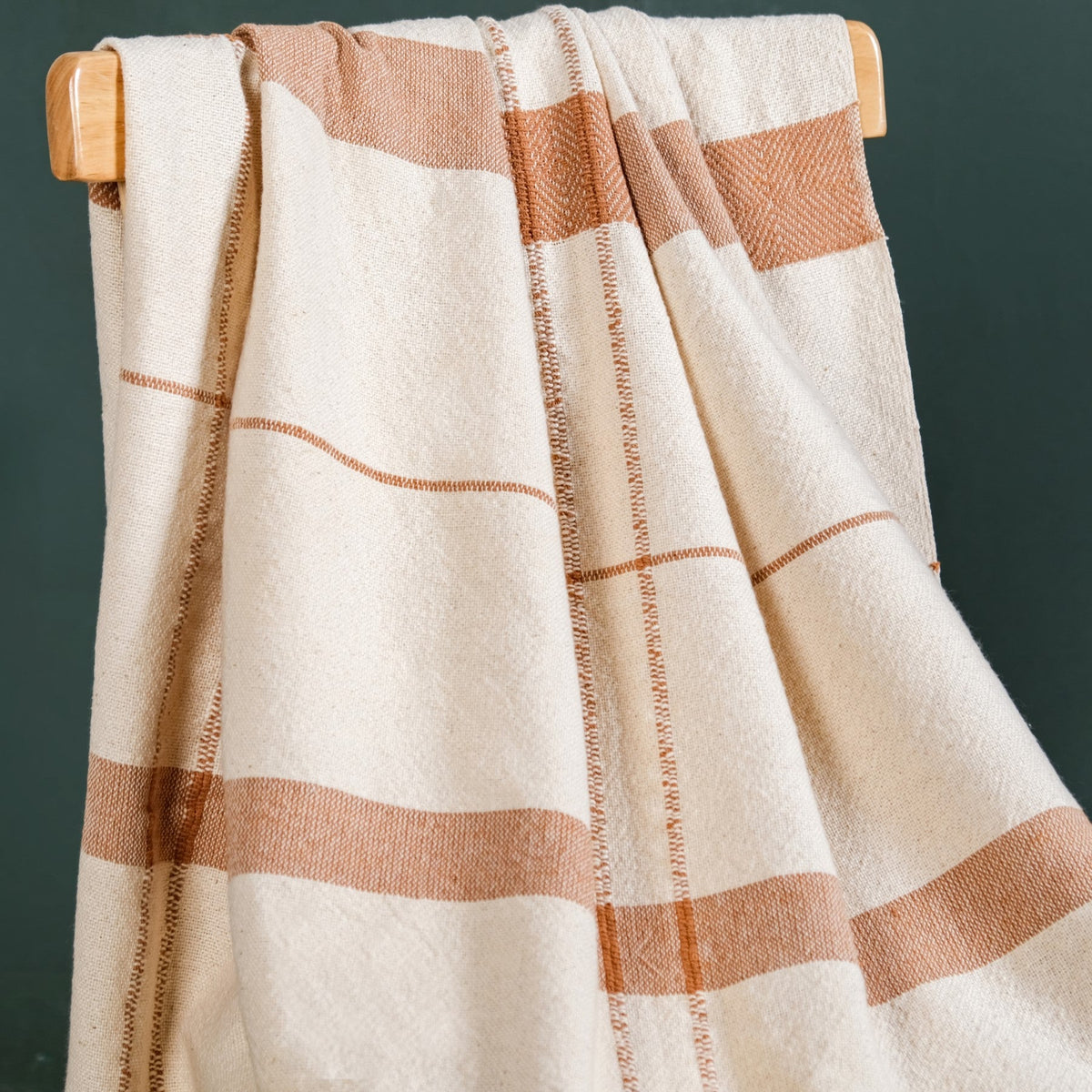 Earthline Cotton Comfort Throw Nestasia