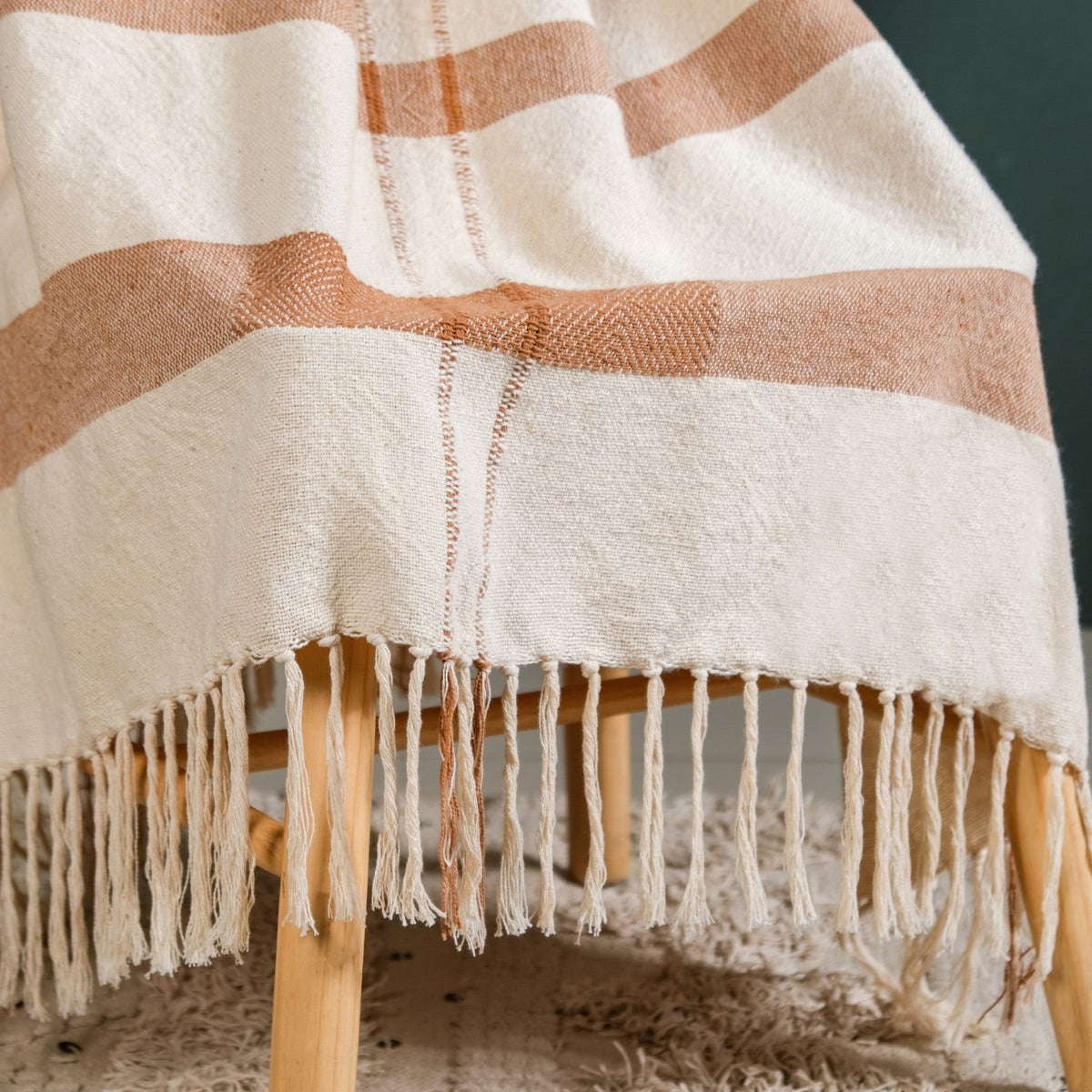 Earthline Cotton Comfort Throw Nestasia