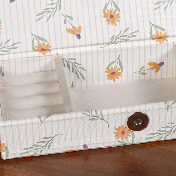 Eco Friendly Sundaisy Sectioned Trinket Case Nestasia