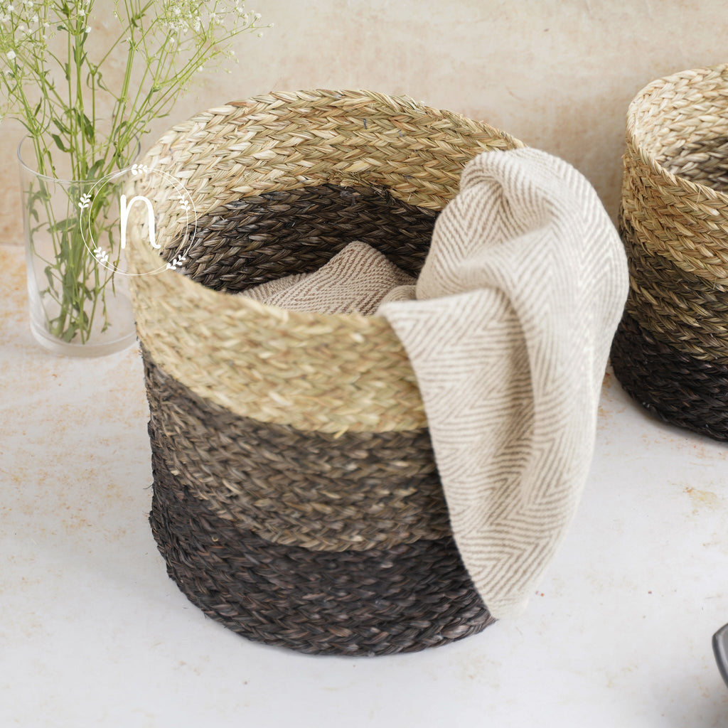 Eco-Friendly Planter Baskets Brown Set of 2 Nestasia