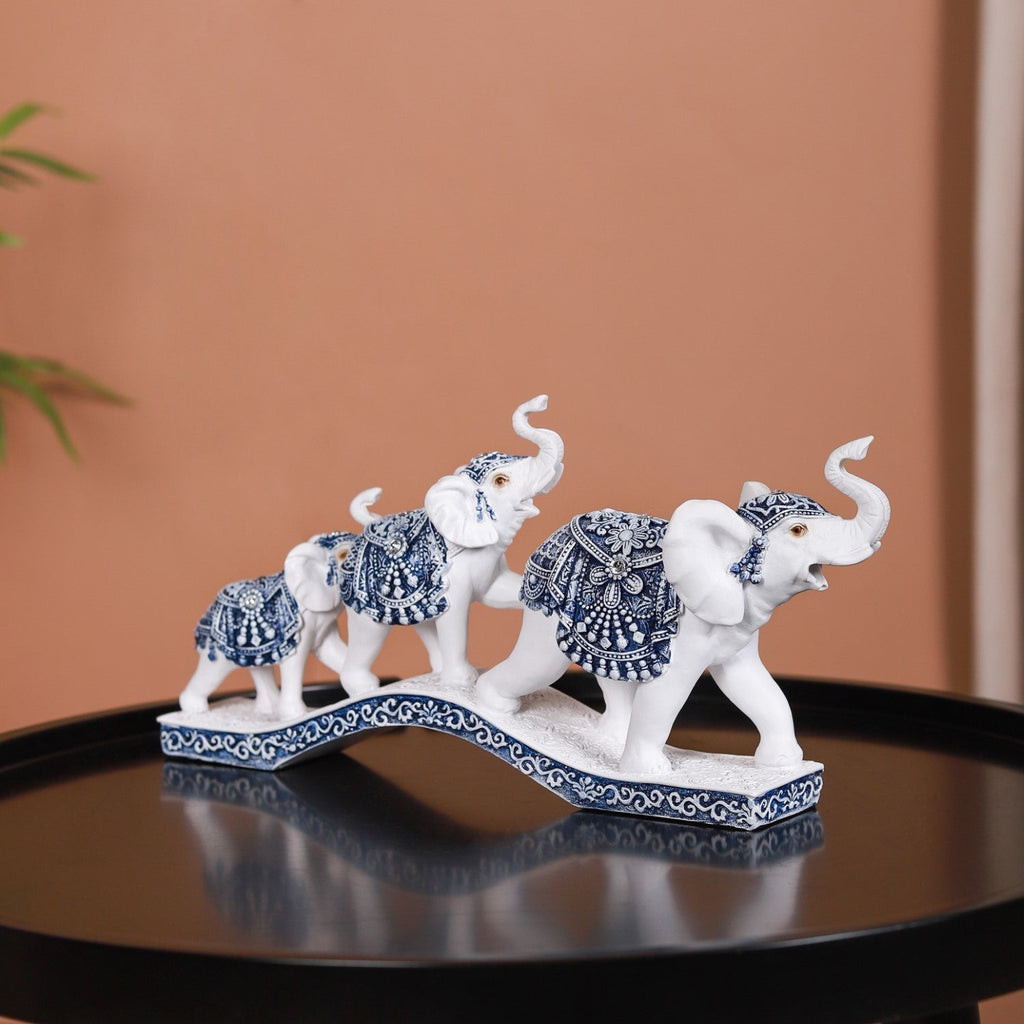 White Elephant Family Showpiece Nestasia