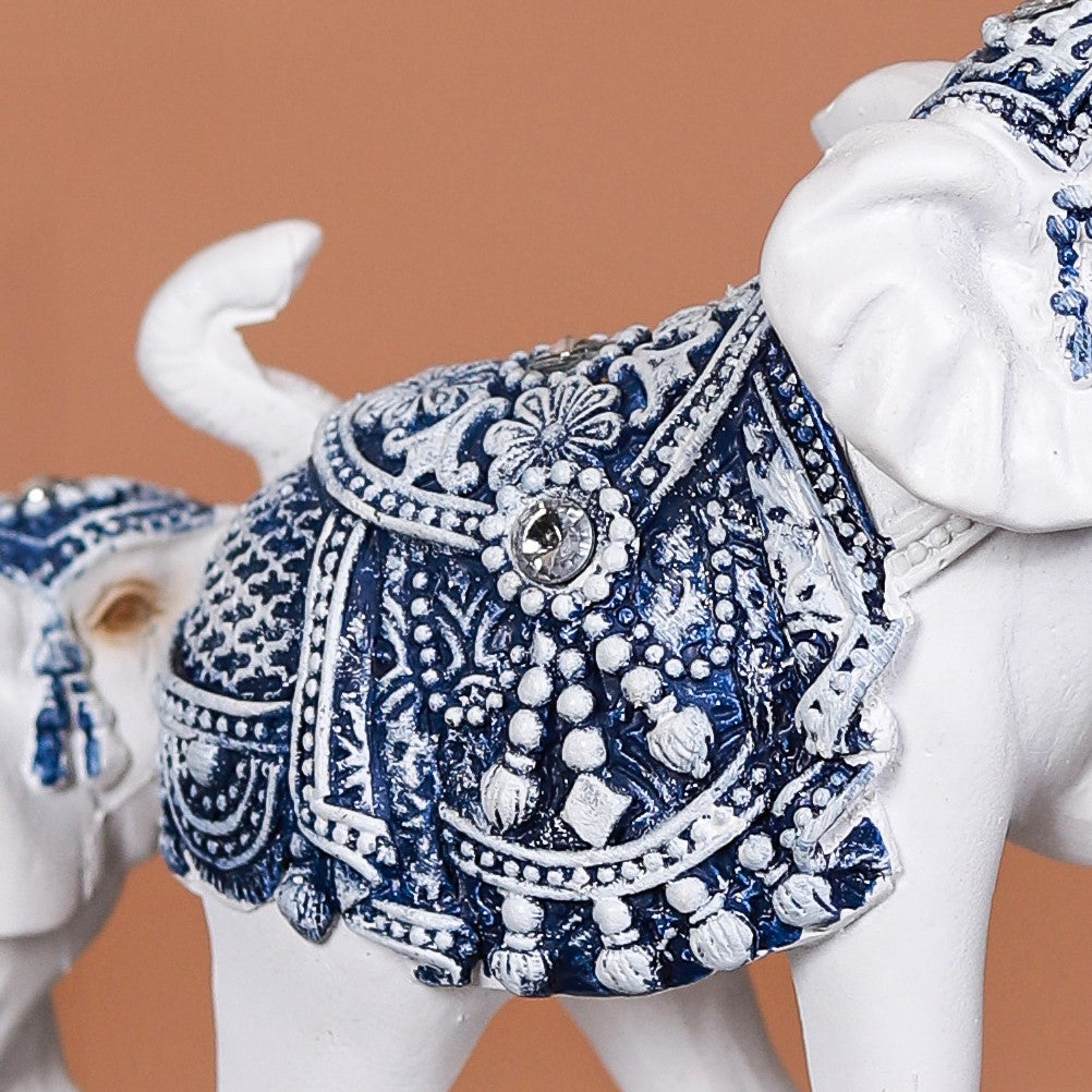 White Elephant Family Showpiece Nestasia