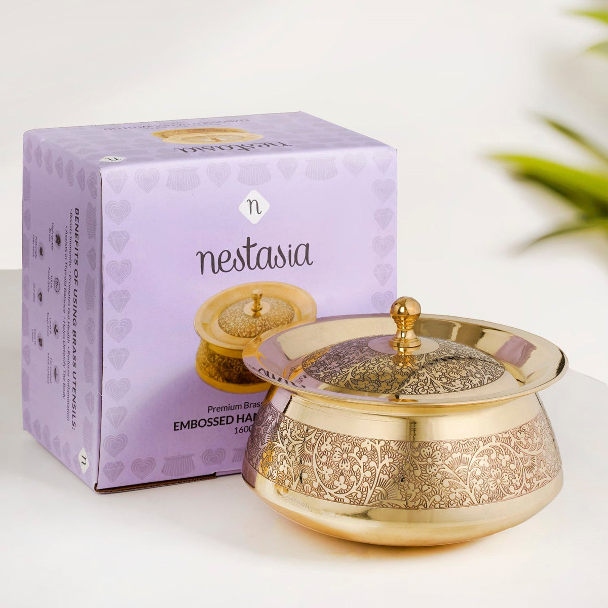 Embossed Pure Brass Handi Cooking Pot With Lid 1600ml Nestasia