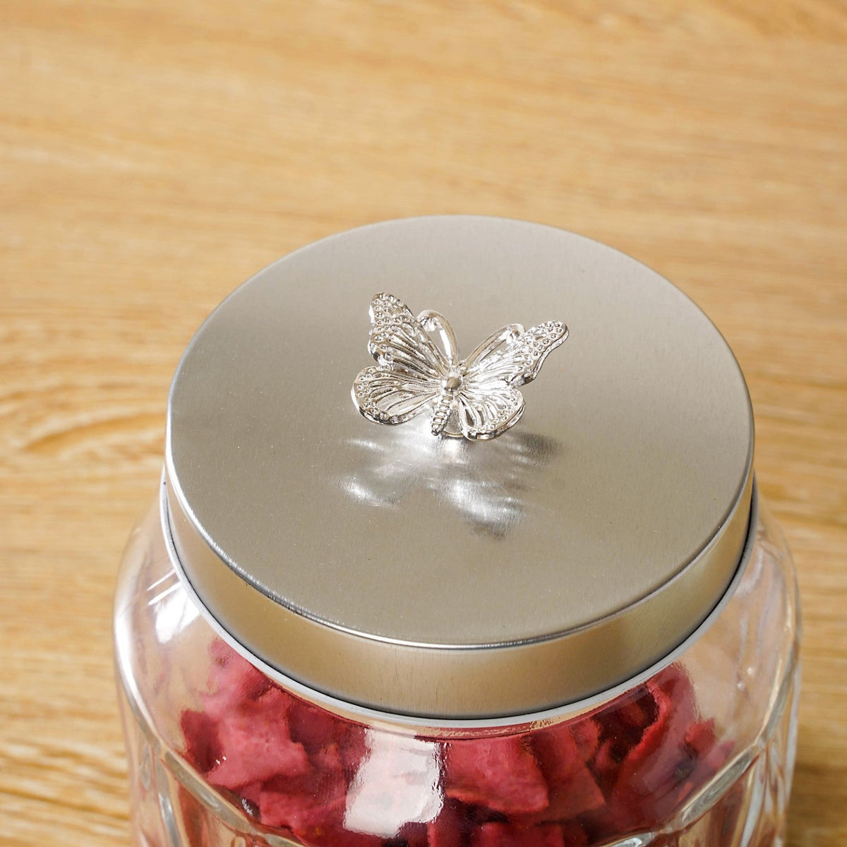 Embossed Jar With Butterfly Lid Set Of 4 700ml Nestasia