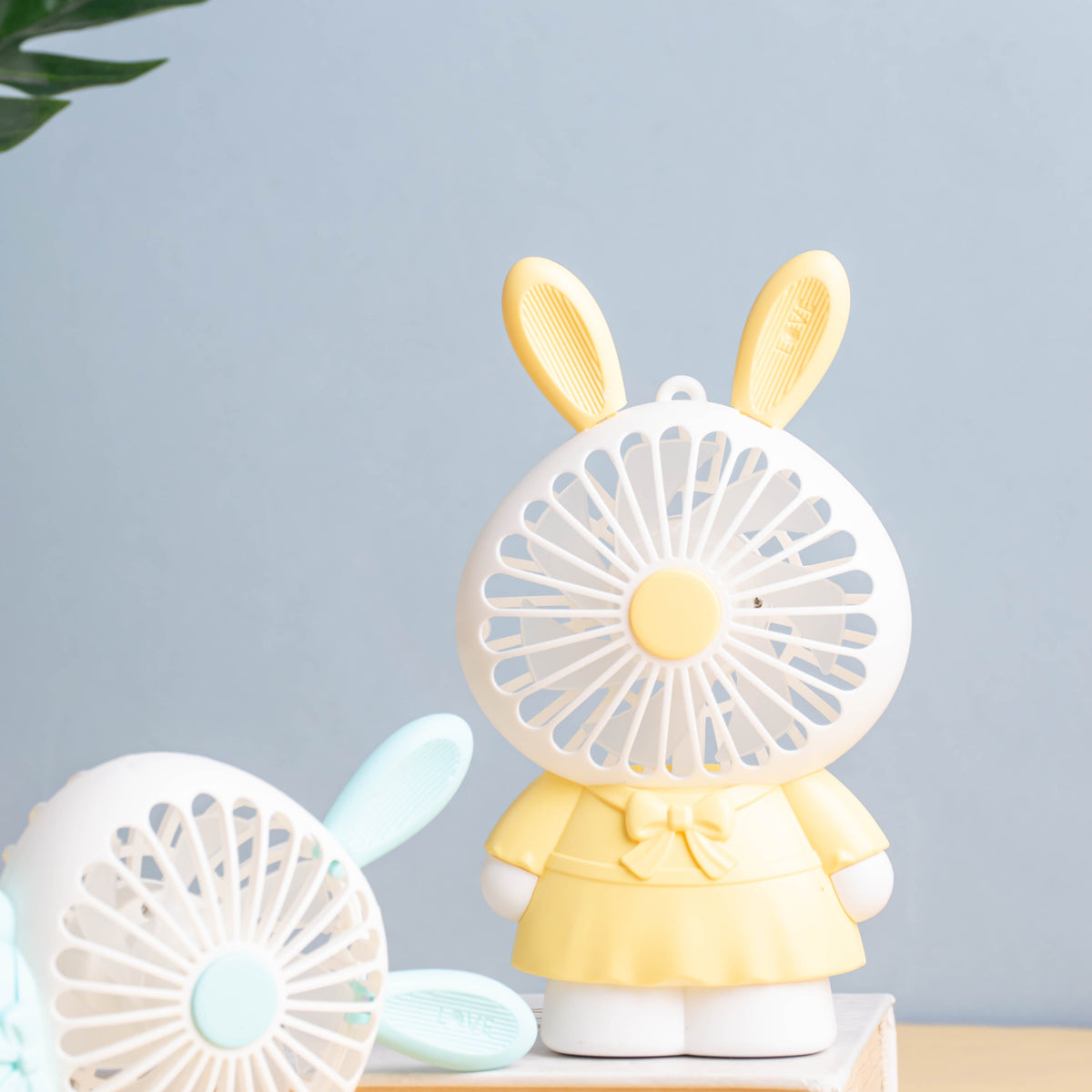 Cartoon Fan With Light Nestasia