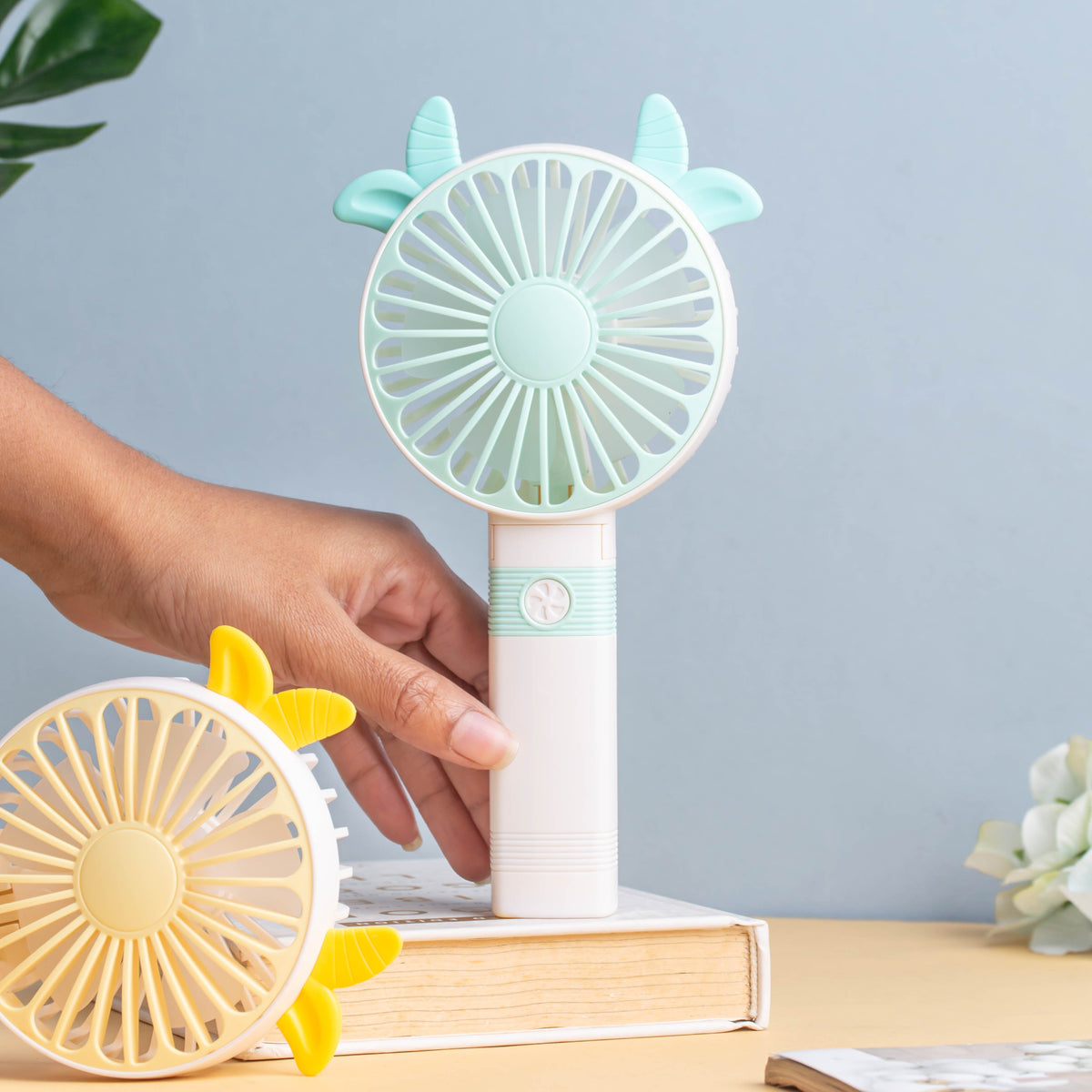 Small Portable Fan Nestasia