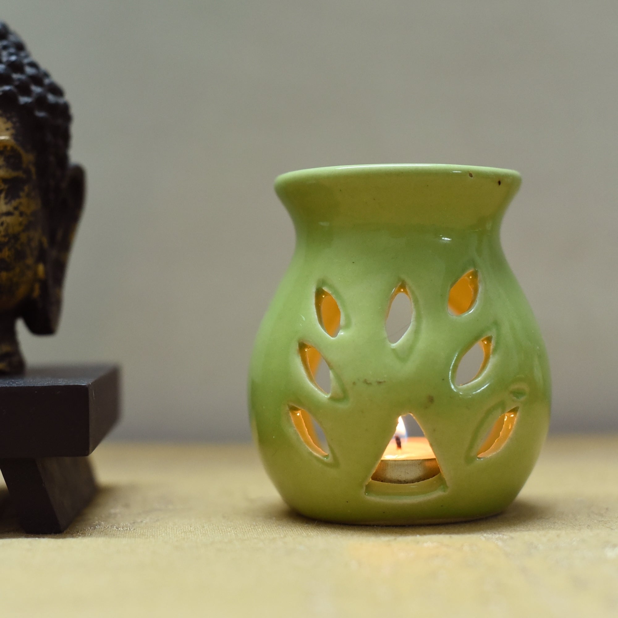 Green Aroma Burner Set with Jasmine Aroma Oil and 4 Tea Light Candles Kafalo