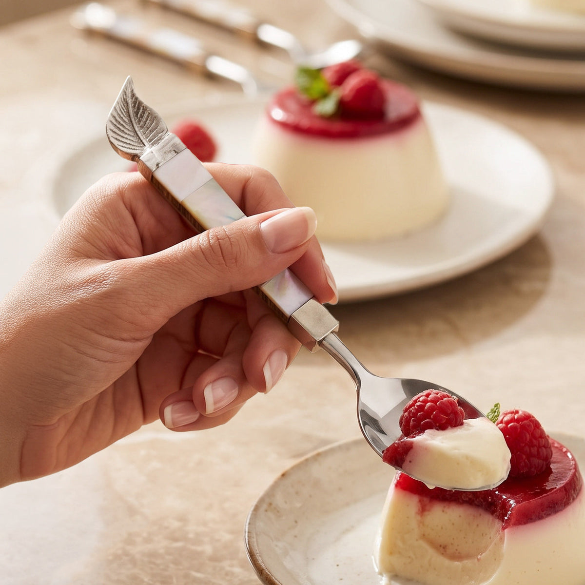 Mother Of Pearl Dessert Spoon Set Of 4 Nestasia