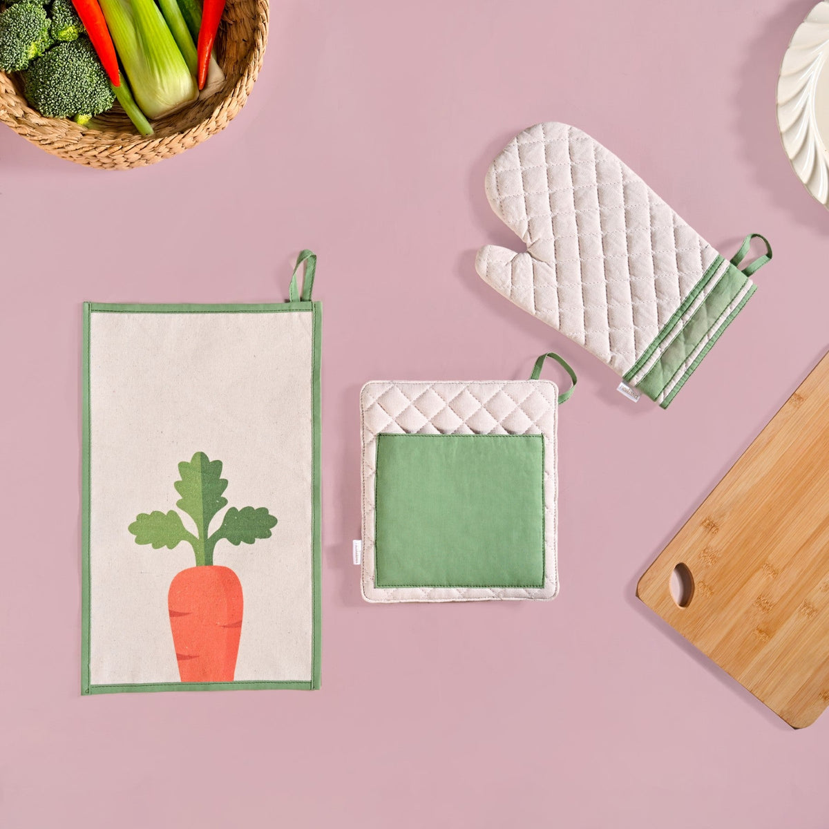 Farm Fresh Apron Mitten Pot Holder Hand Towel Set Of 4 Nestasia