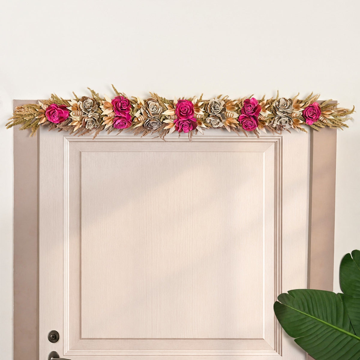 Evera Festive Toran With Pink Dried Flowers For Main Door 111x12cm Nestasia