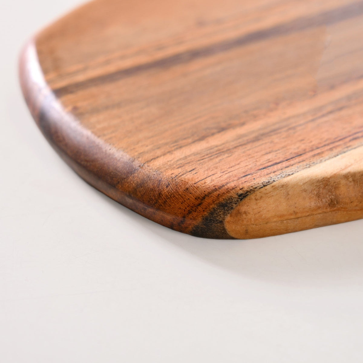 Long Organic Wooden Platter Nestasia