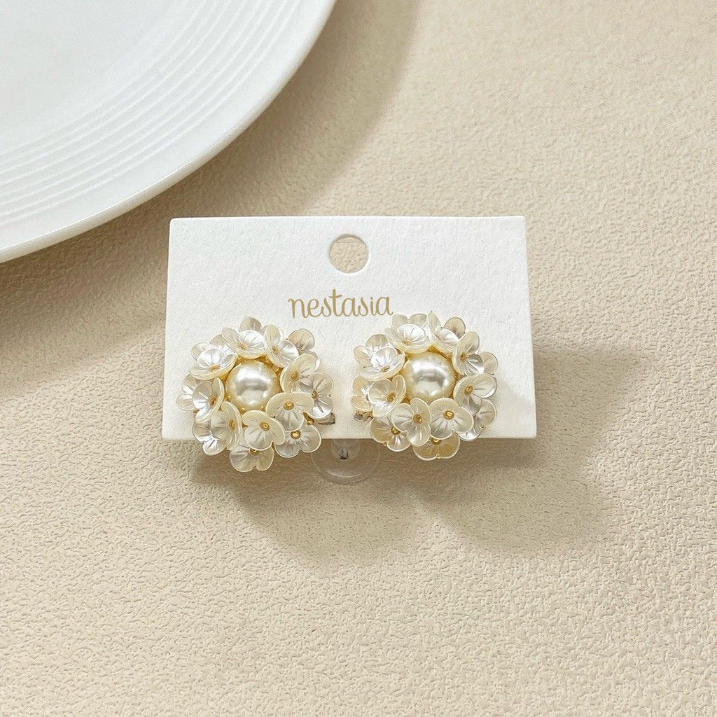 Floral Accent Cluster Earrings Nestasia