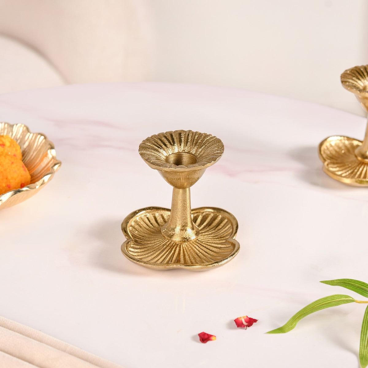 Metal Taper Candle Holder Set Of 2 Gold Nestasia